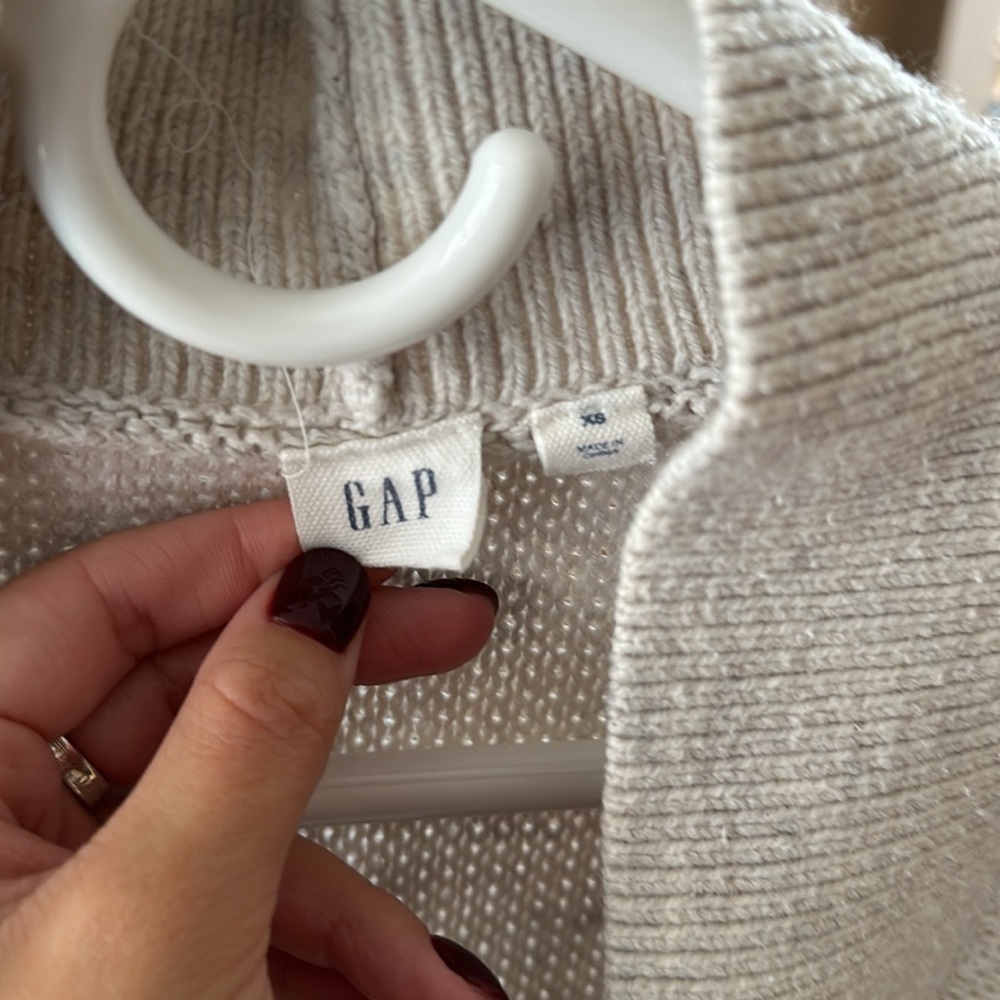 Gap Open Front Sweater - Picture 3 of 6